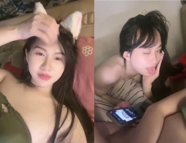 Số hưởng địt cả chị lẫn em gái khi anh nằm ngửa trên giường. Chị ngồi lên ngựa đảo cuồng nhiệt trong khi em quỳ bú buồi anh say đắm.